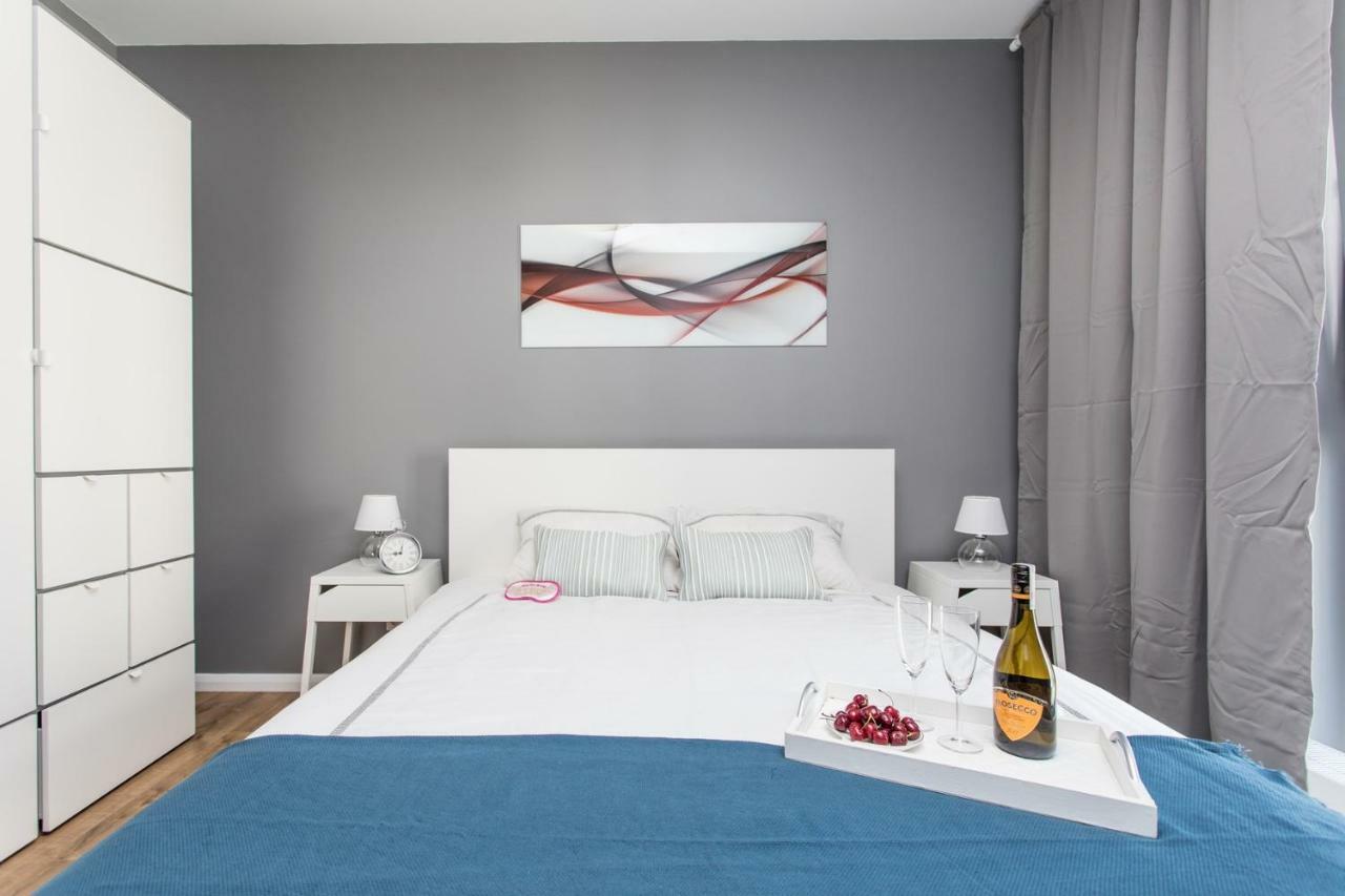 Seaside Beach 150M Do Plazy - Parking - Praia Apartments - Polsat Ergo Arena Plus Gdańsk Extérieur photo